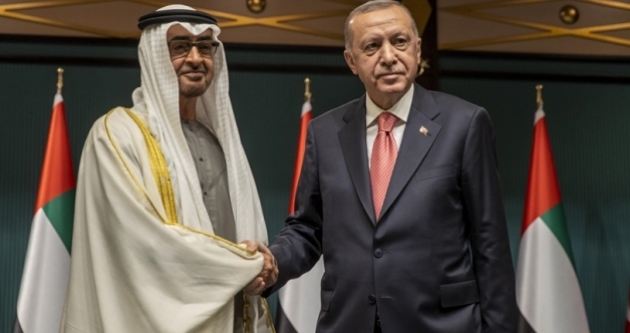 Trkiye ile Birleik Arap Emirlikleri arasnda 10 anlama imzaland Trkiye ile Birleik Arap Emirlikleri arasnda enerji, evre, finans ve ticaret alanlarnda 10 anlama imzaland.